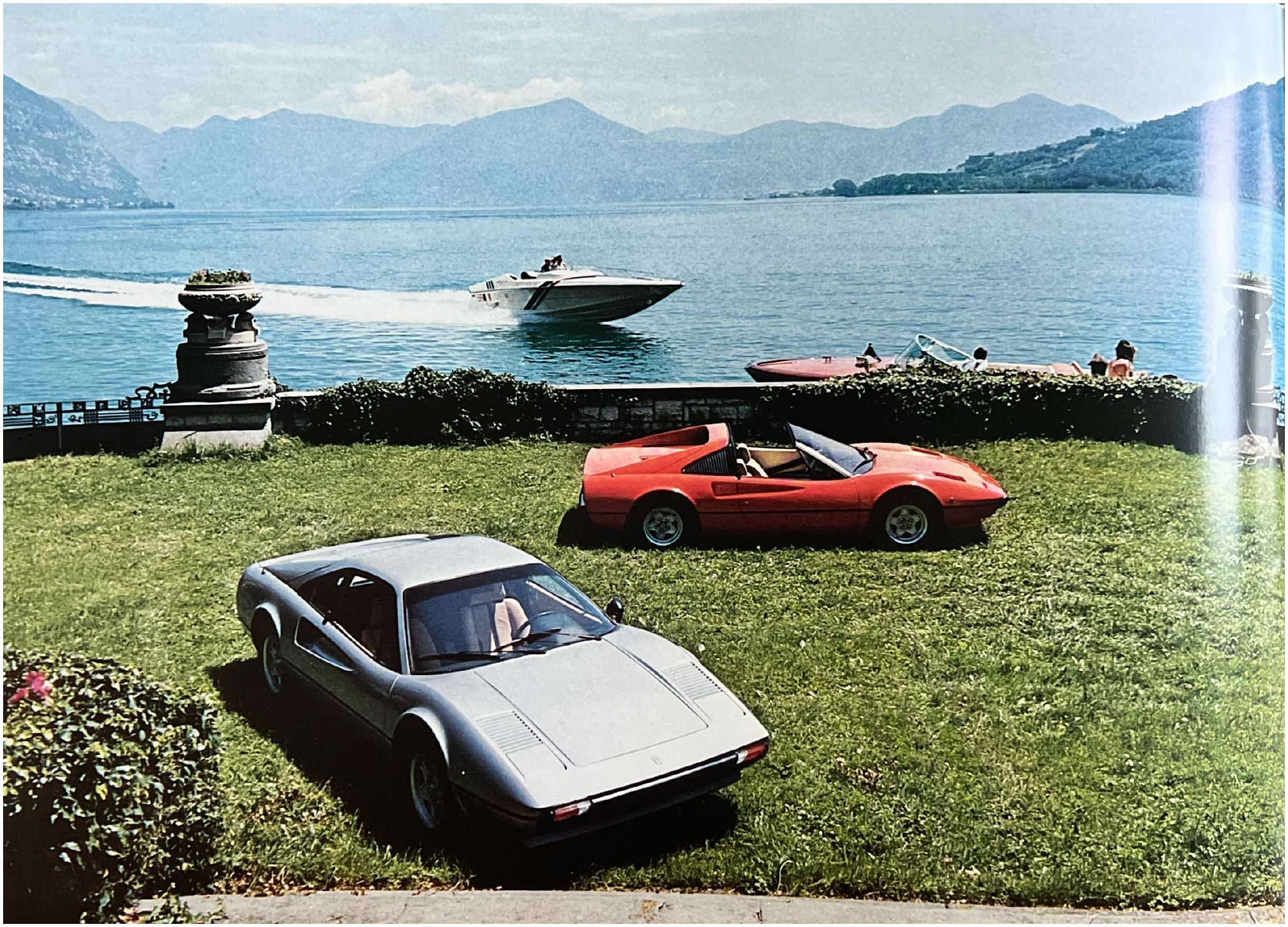 Ferrari 308 brochure — dashboard and Veglia gauges