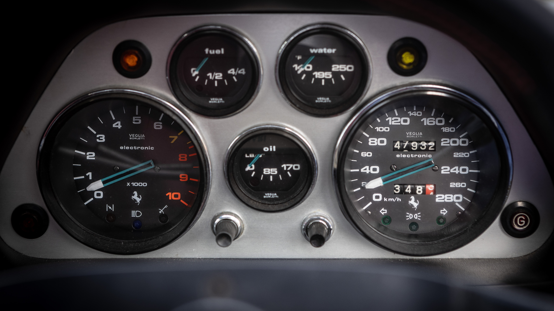 Veglia Borletti gauges close-up showing 47,932 miles