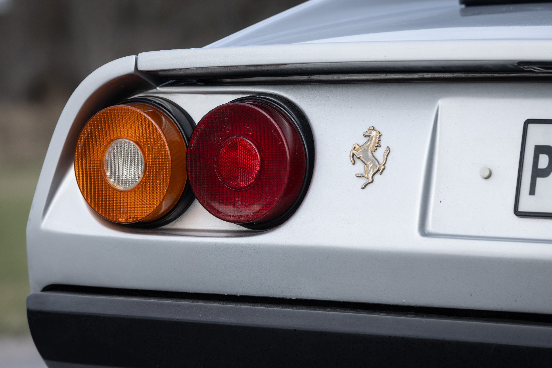 Iconic round tail lights and Cavallino