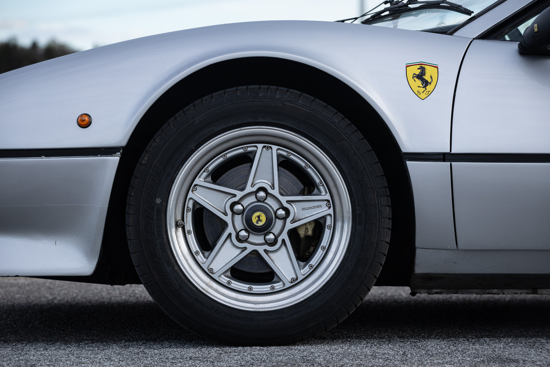 Front wheel detail